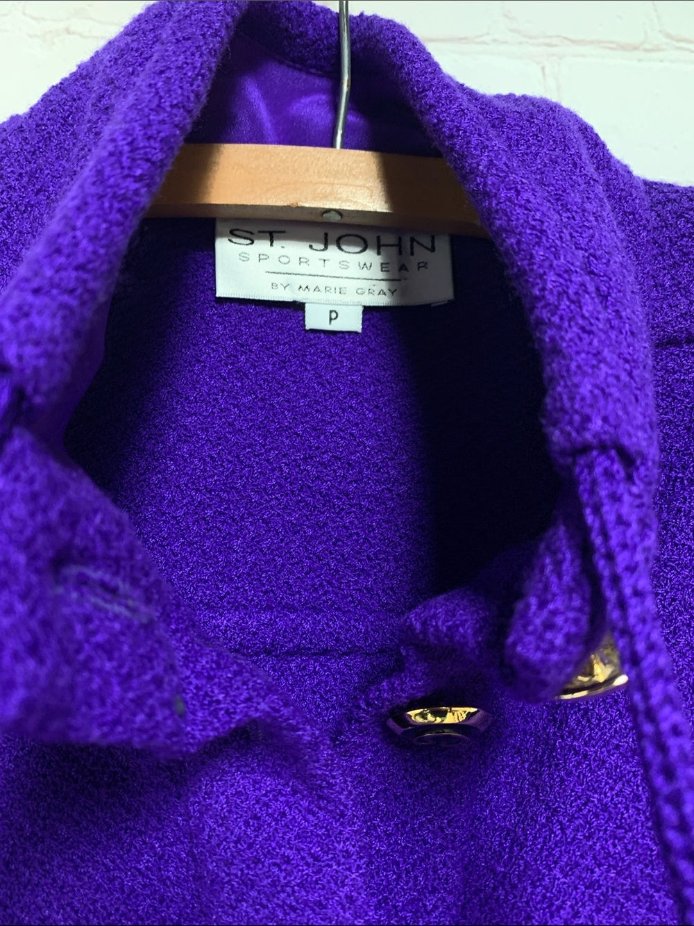 RARE Vintage St. John Purple Knit Jacket Coat Gold Black Logo Buttons Size P 42” - Picture 2 of 5
